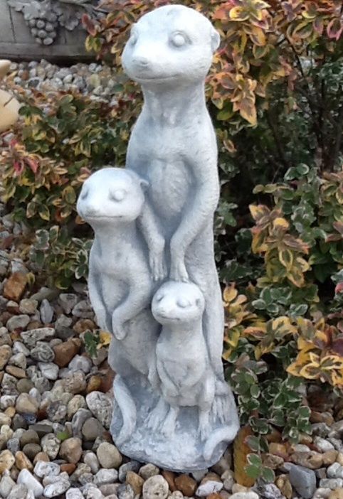 Gartenfigur, niedliches Erdmännchen mit Kindern 49 cm Hoch, Park & Gartendekoration, Skulptur, Steinfigur