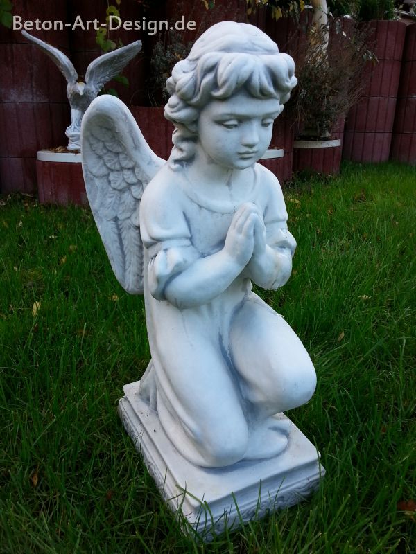 Gartenfigur, Grabfigur "Betender Engel" 60 cm hoch, Engel, Steinfigur, Steinguss, Skulptur, Park & Gartendekoratio