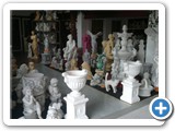 aktuelle Gartenfiguren und Pflanzamphoren Einblick in unsere Galerie