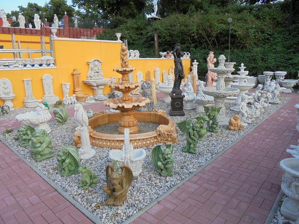 Steinbrunnen / Gartenbrunnen / Springbrunnen / Wandbrunnen